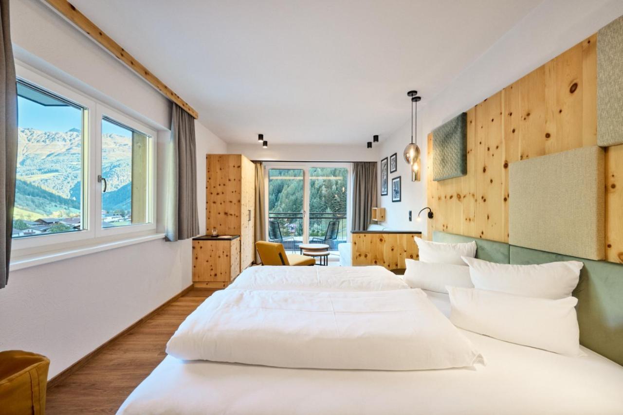 Aktivhotel Feichtner Hof Kaunertal Exterior photo