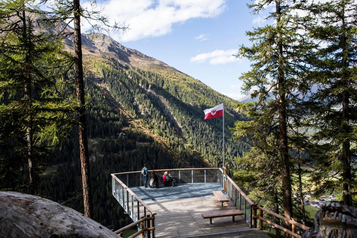 Aktivhotel Feichtner Hof Kaunertal Exterior photo
