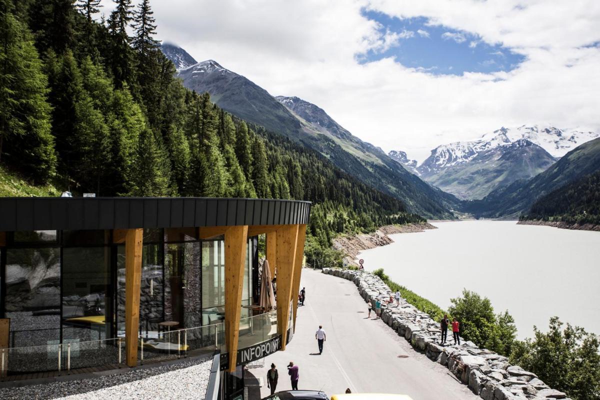 Aktivhotel Feichtner Hof Kaunertal Exterior photo